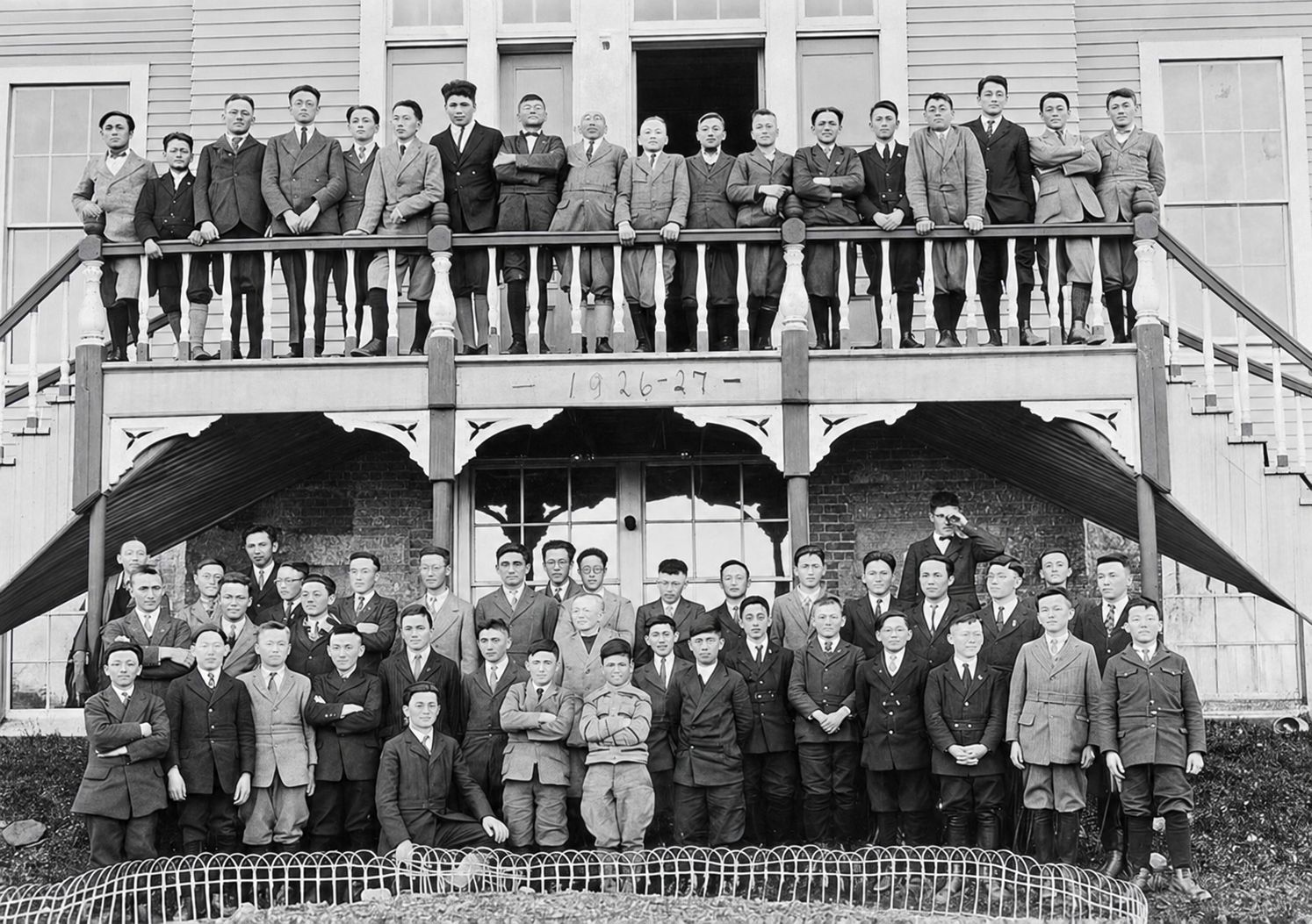 Les petits en 1927-1928